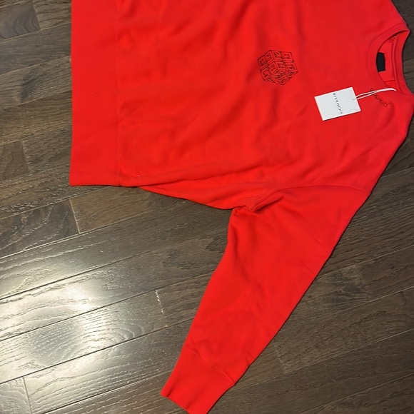 Givenchy sweatshirt - Picture 2 of 6